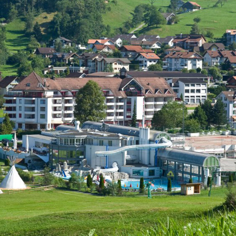 004 SWISS HOLIDAY PARK TIEFGARAGE