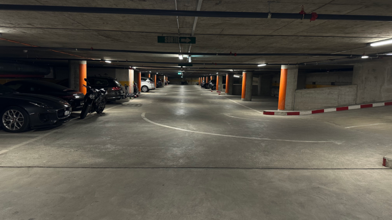 Parcheggio sotterraneo Petit-Lancy Parcheggio sotterraneo